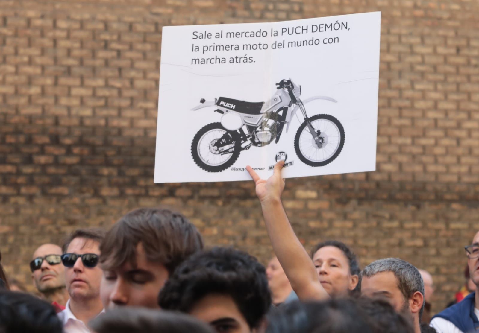 En imágenes | Manifestación de Vox contra la amnistía en Zaragoza