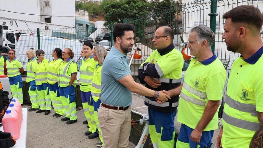 Héctor Alemán sobre la reconversión del servicio de Limpieza en Las Palmas de Gran Canaria: "Total tranquilidad a los trabajadores, seguirá siendo público"