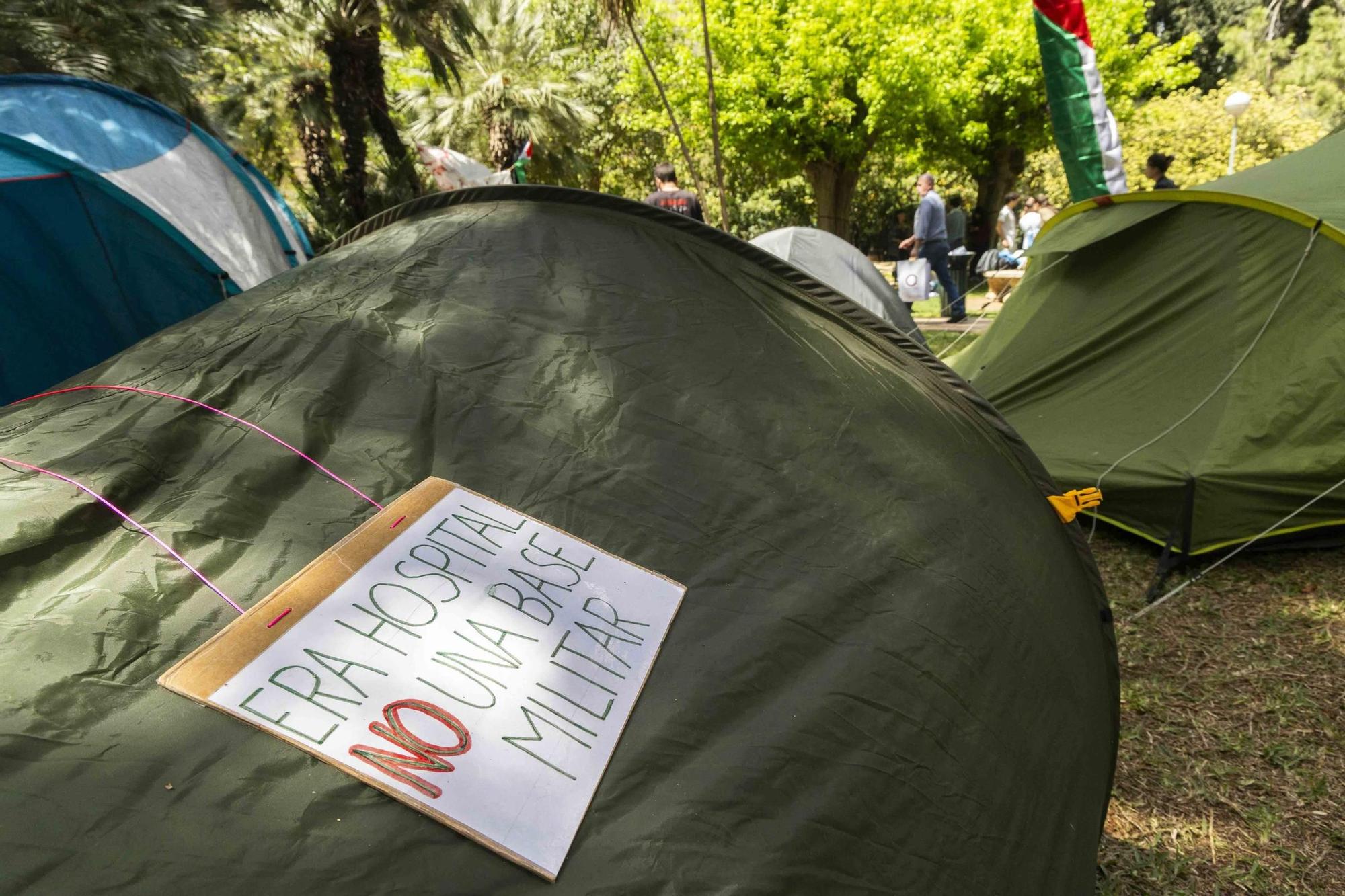 Segundo día de la acampada por Palestina de València