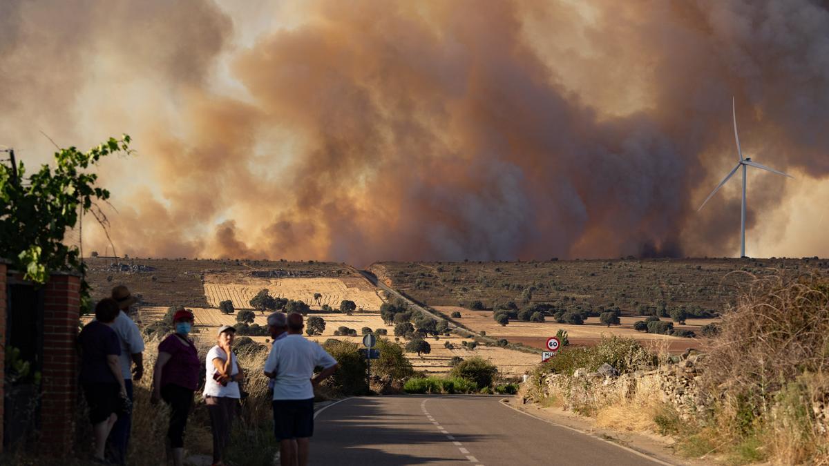 Incendio de Losacino, imagen obtenida en Muga de Alba el 24 de julio.