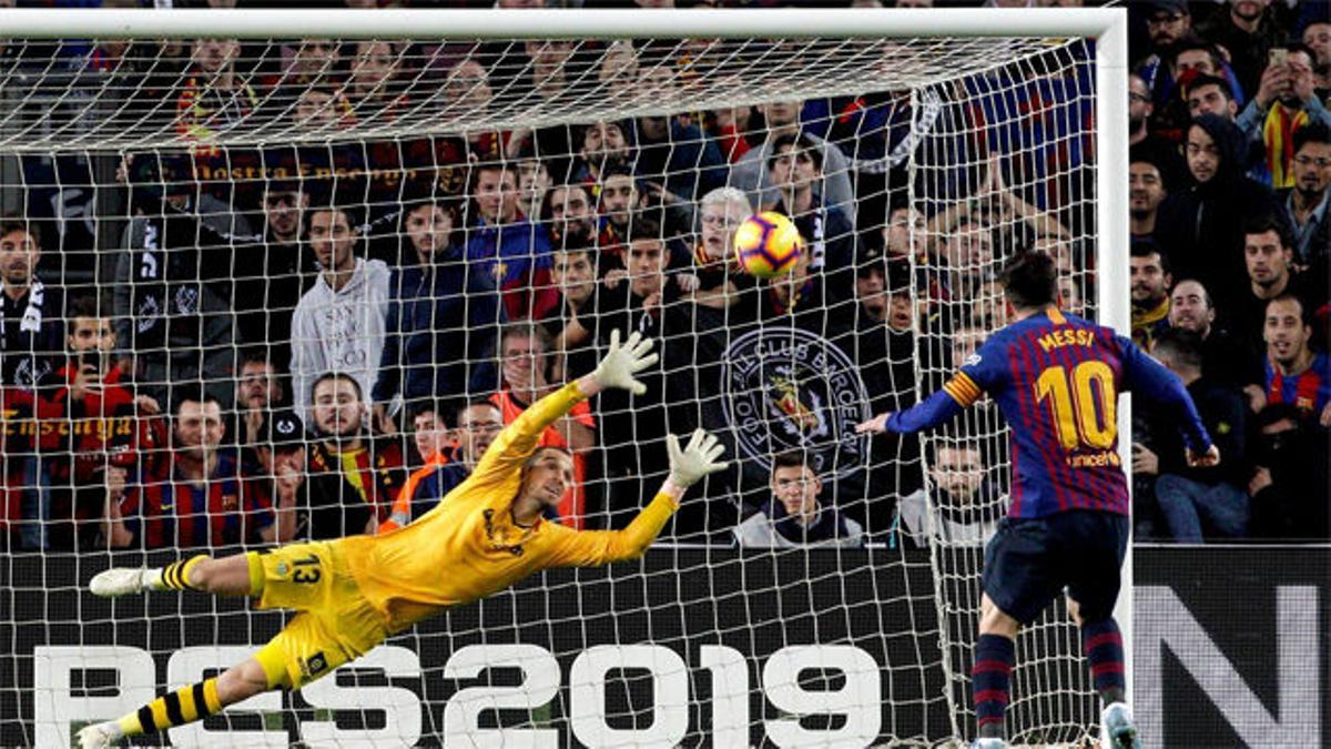 Messi volvió a jugar y marcó el primero del Barça desde el punto de penalti