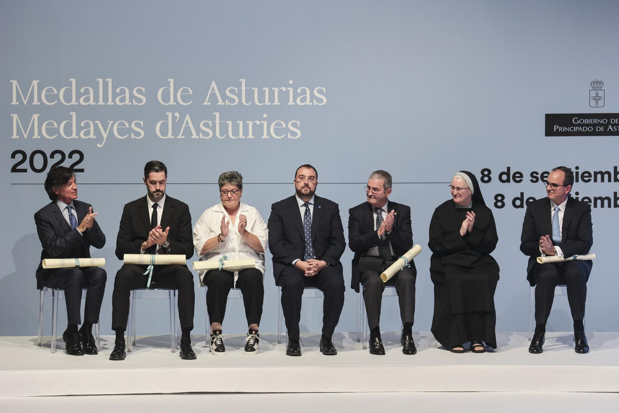 En imágenes: así fue el acto de entrega de las Medallas de Asturias