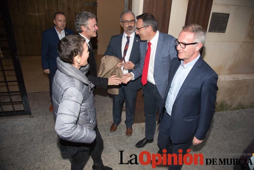 El Ministro de Cultura visita la exposición 'Místi