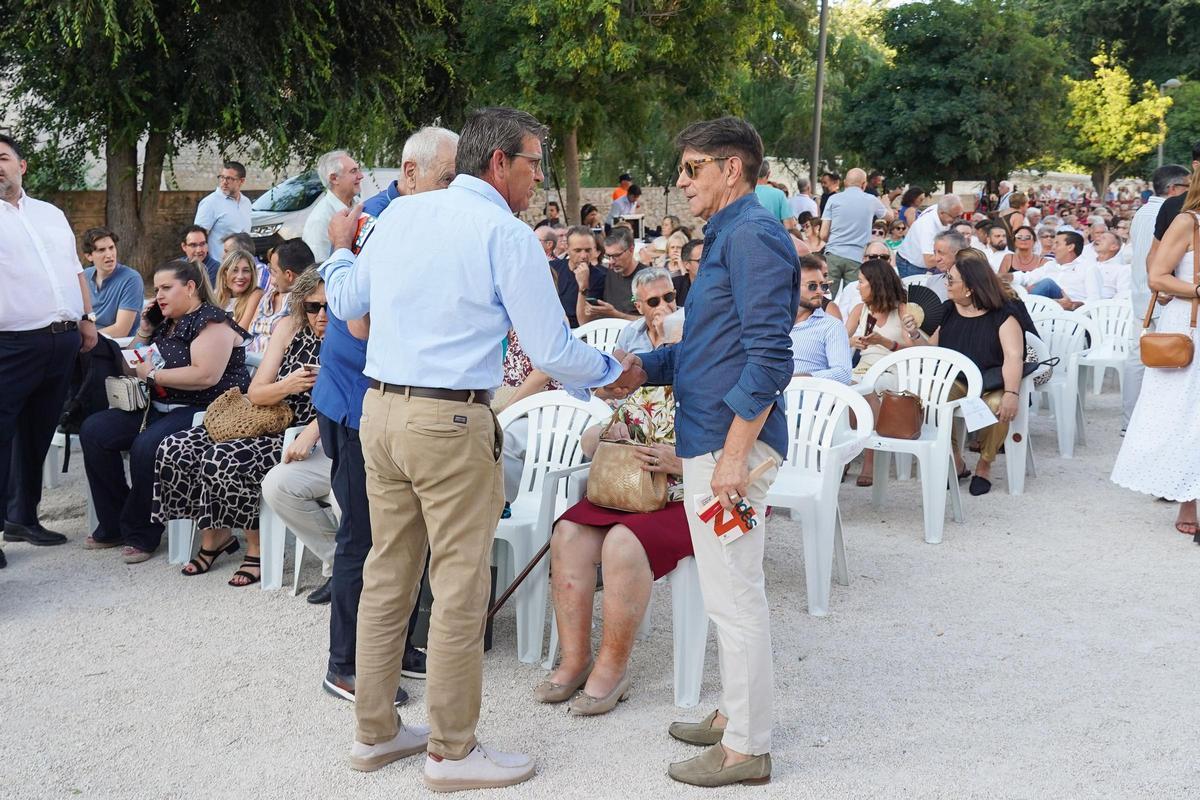 Así fue el histórico homenaje al maestro Ferrero con más de 300 músicos en Ontinyent Así fue el histórico homenaje al maestro Ferrero con más de 300 músicos en Ontinyent