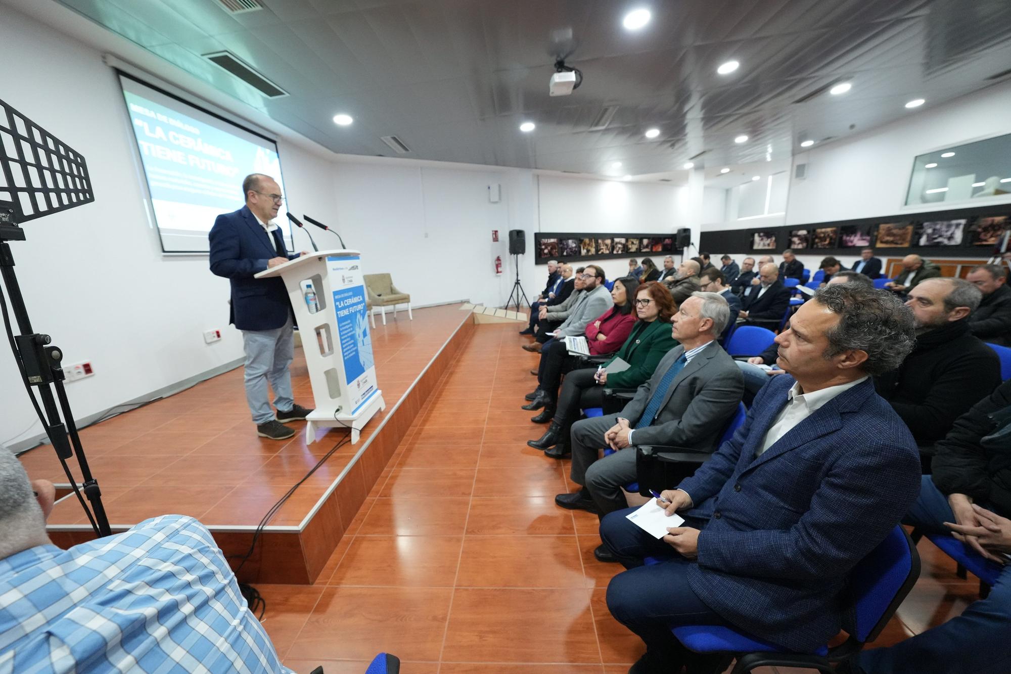 Jornada de debate en Onda sobre el futuro de la cerámica