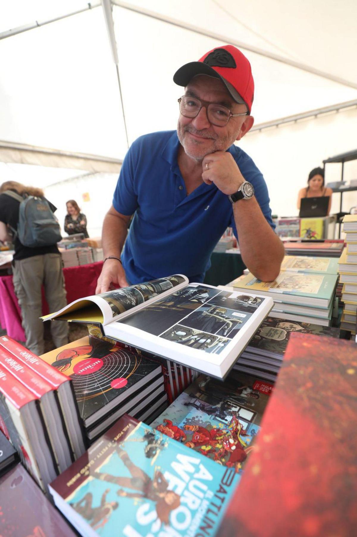 Alexis Nolent «Matz», ayer, en la carpa de las Jornadas del Cómic. | L. Murias