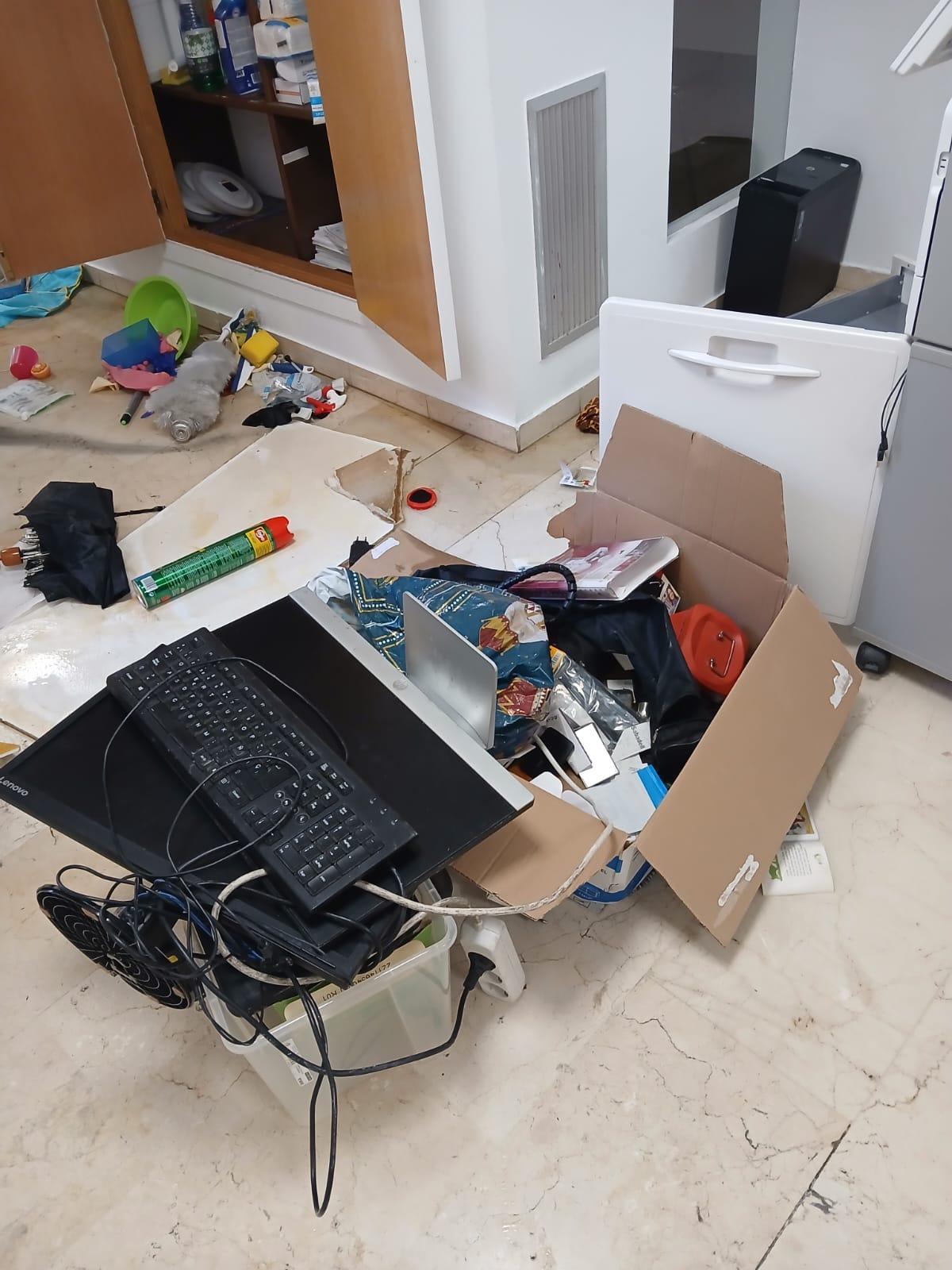 Robo en una academia de alemán de la calle San Miguel, en la madrugada de este martes 26 de mayo.