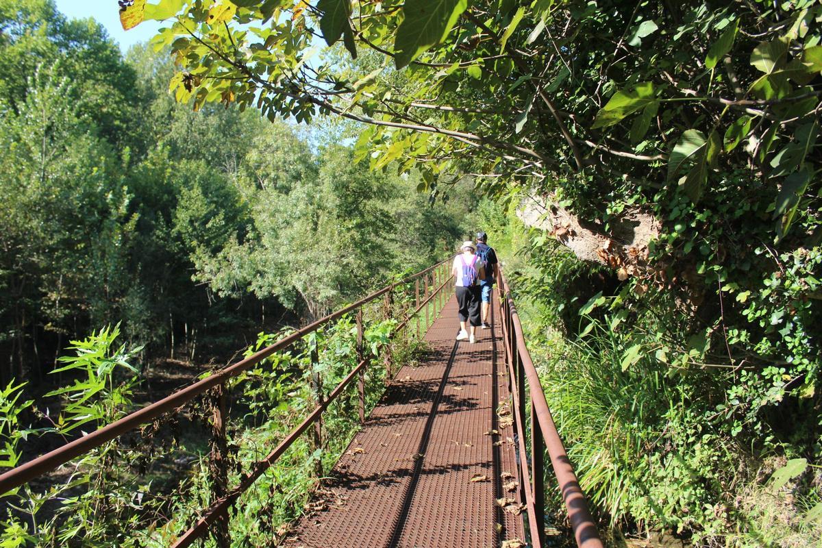 Passejar a la vora del riu ens permet descobrir Sant Llorenç i el seu entorn