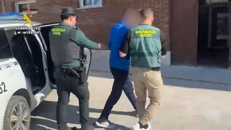 tafar más de 50.000 euros a una persona de avanzada edad en Turís