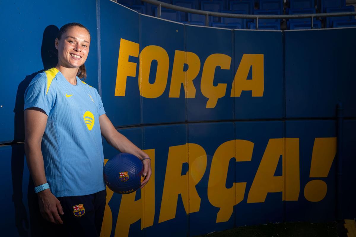 Ewa Pajor, delantera polaca del FC Barcelona Femení, durante la entrevista concedida a El Periódico con motivo del balance de la temporada y los retos del próximo curso, en Barcelona, a 30 de mayo de 2026. Deportes. AUTOR: Manu Mitru | EPC.