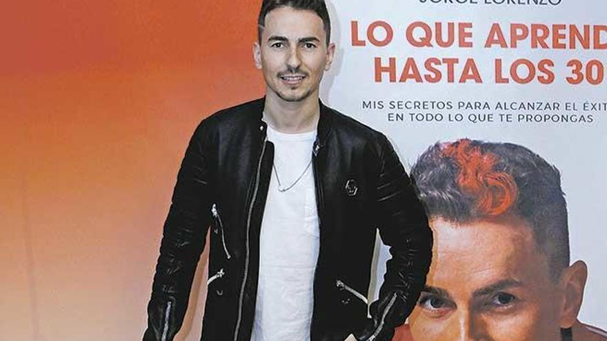 Lorenzo, ayer durante la presentación de su libro.