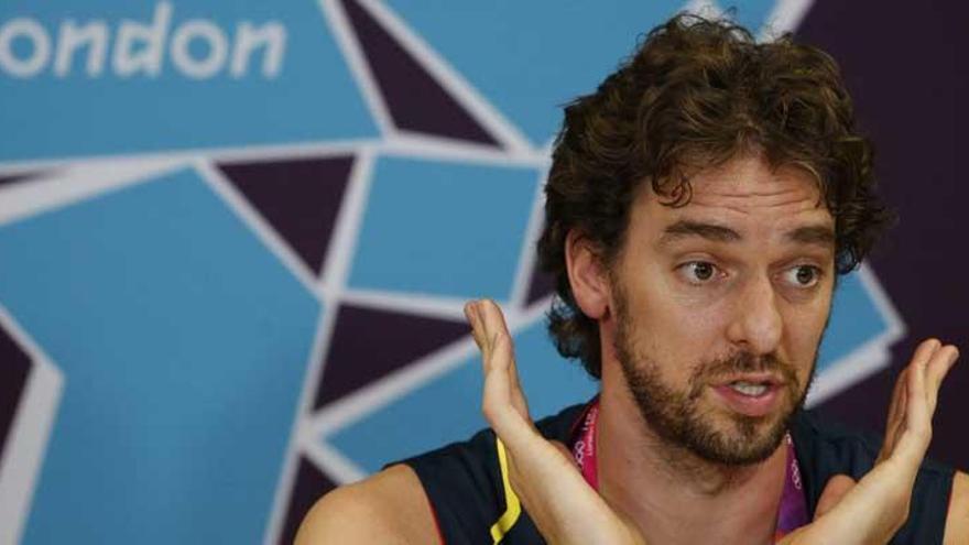 Gasol ya piensa en el desfile de la inauguración