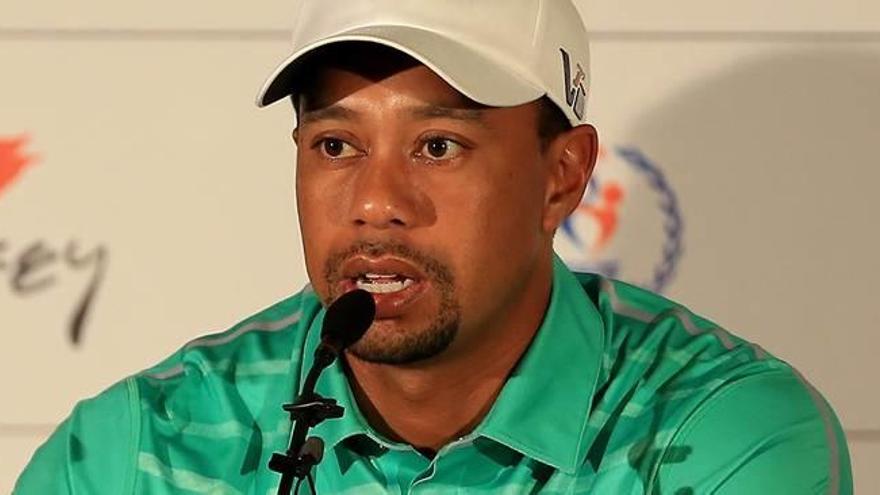 Tercera operación de espalda de Tiger Woods en 18 meses