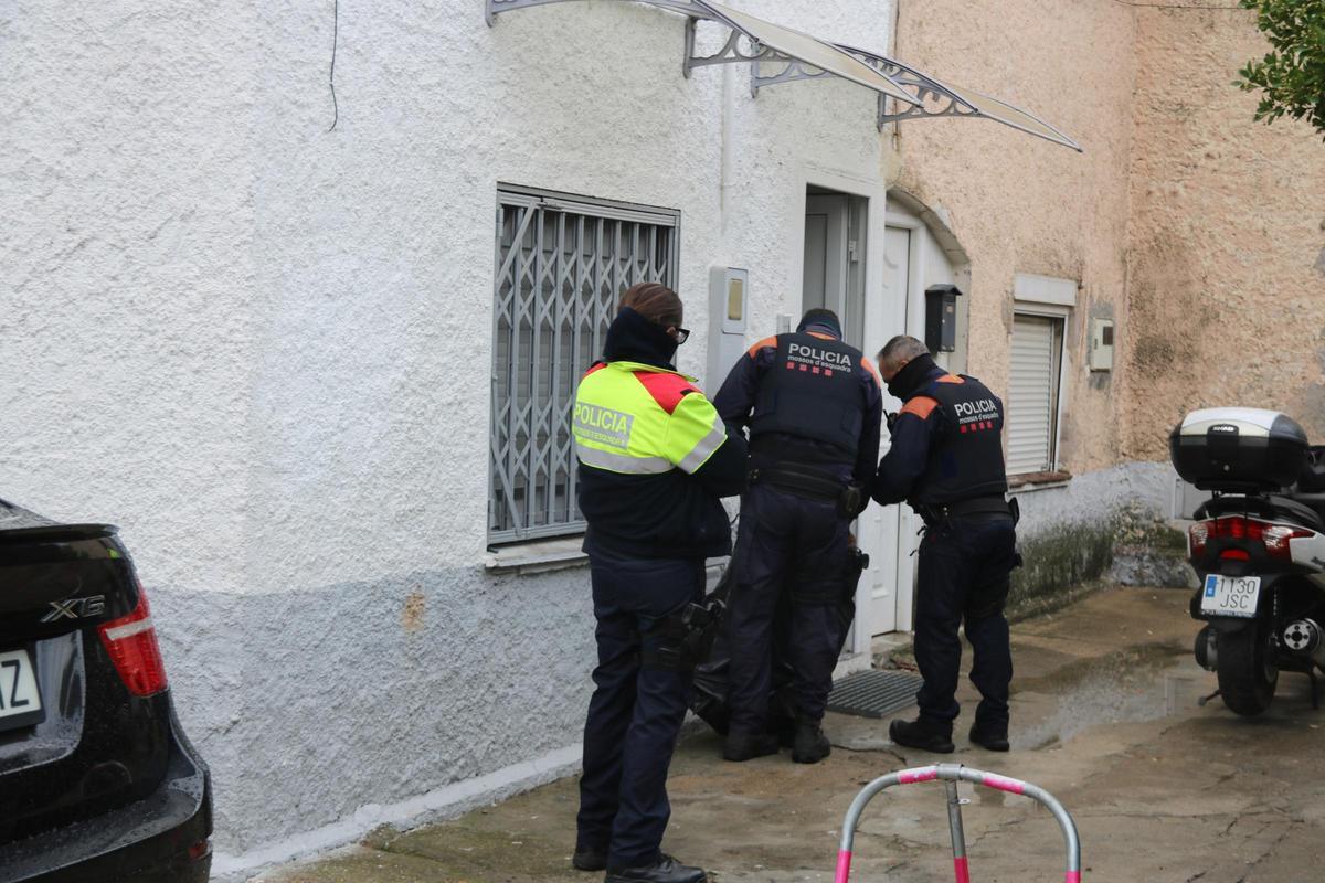 Operación policial en el Alt Empordà contra un grupo dedicado al tráfico de marihuana