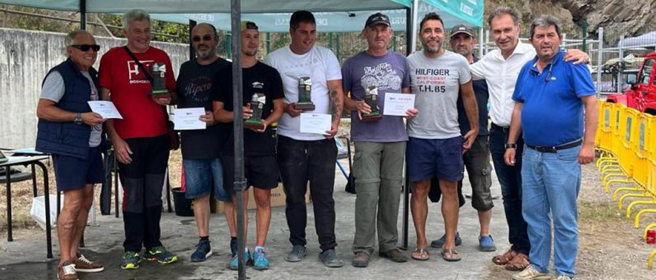 Récord del Campeonato Social de Pesca de Luanco, con 38 lanchas y 90 participantes