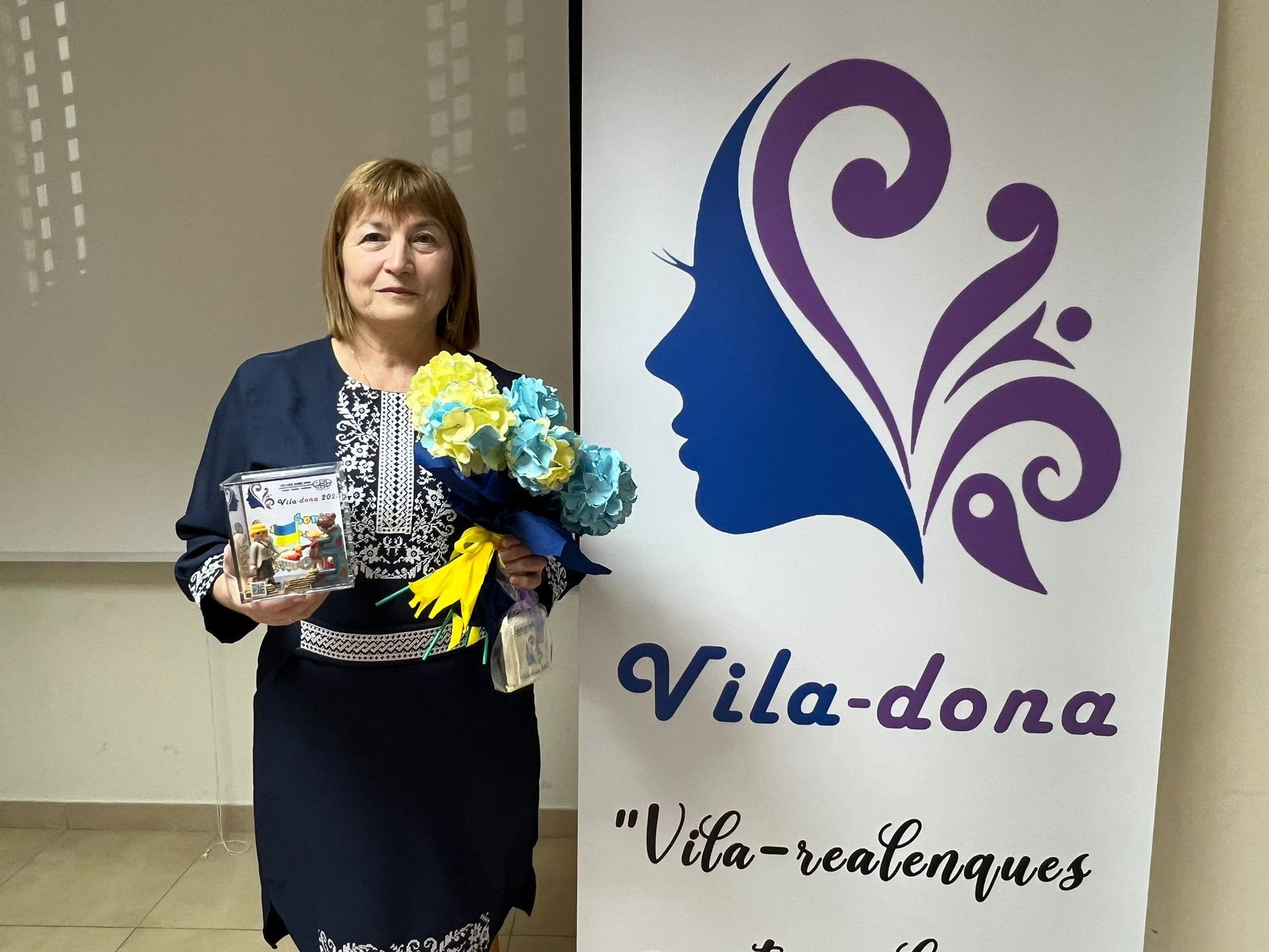 El colegio Bisbe Pont de Vila-real galardona a Sonia Bespalova con el premio Vila-dona