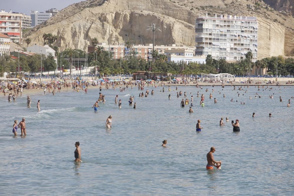 Puente primaveral y de playa en Alicante