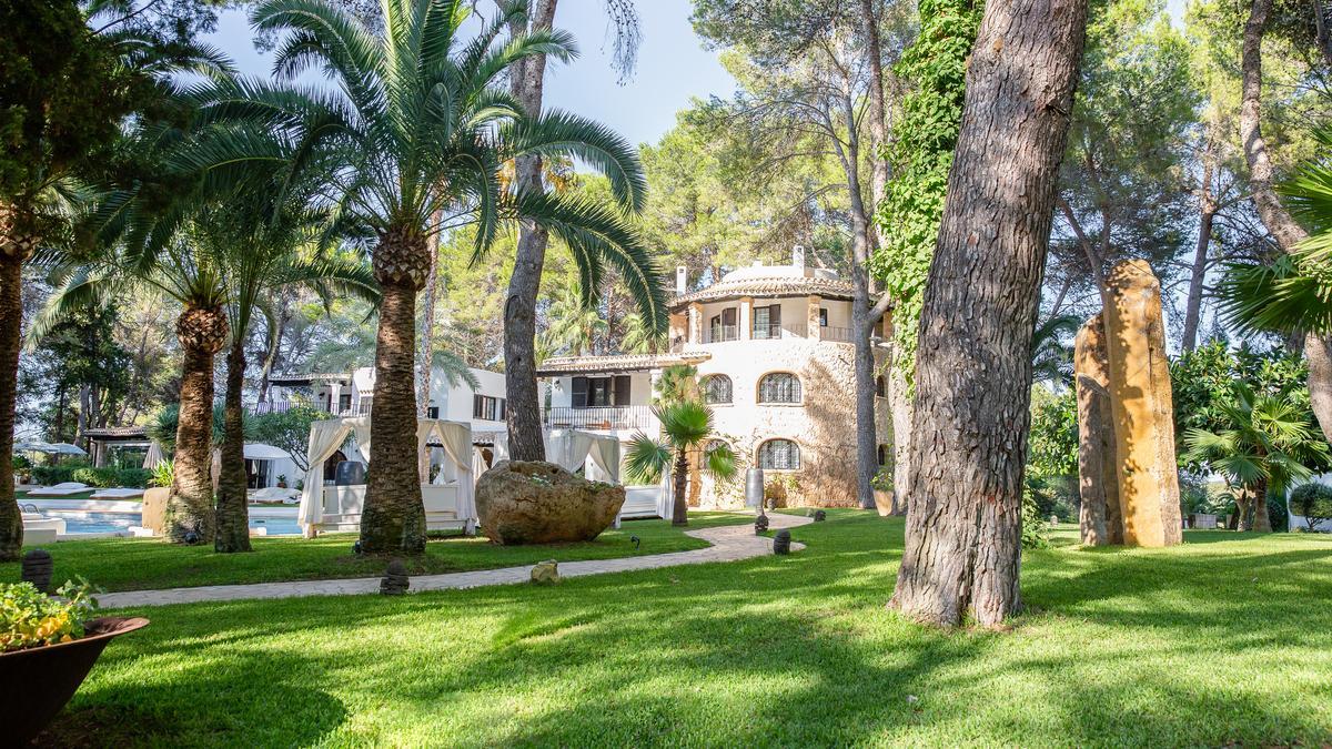 Un antiguo palacete alberga el hotel &#039;boutique&#039; solo para adultos en Ibiza.