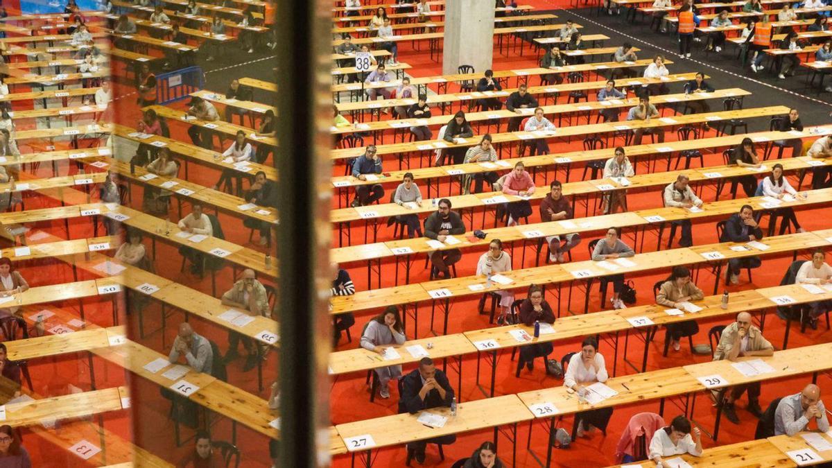 Examen para optar a una plaza de médico de familia en el Sergas.