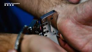 Presó provisional per a cinc detinguts que abusaven sexualment en grup de les seves víctimes