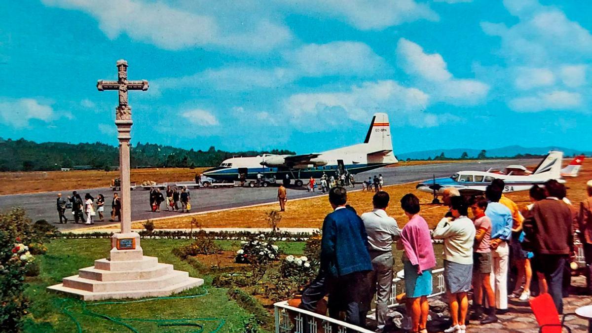 O cruceiro no aeroporto de Peinador (1970) .