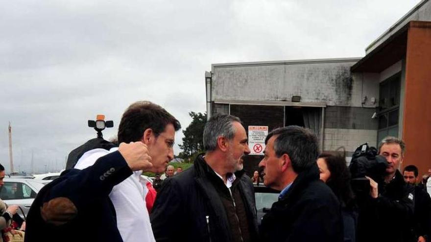 Visita de Feijóo a A Illa el pasado viernes. // Iñaki Abella