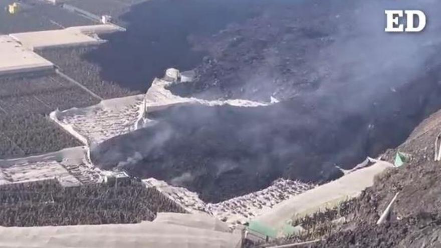 Avance de las coladas del volcán de La Palma desde el Mirador de Las Hoyas