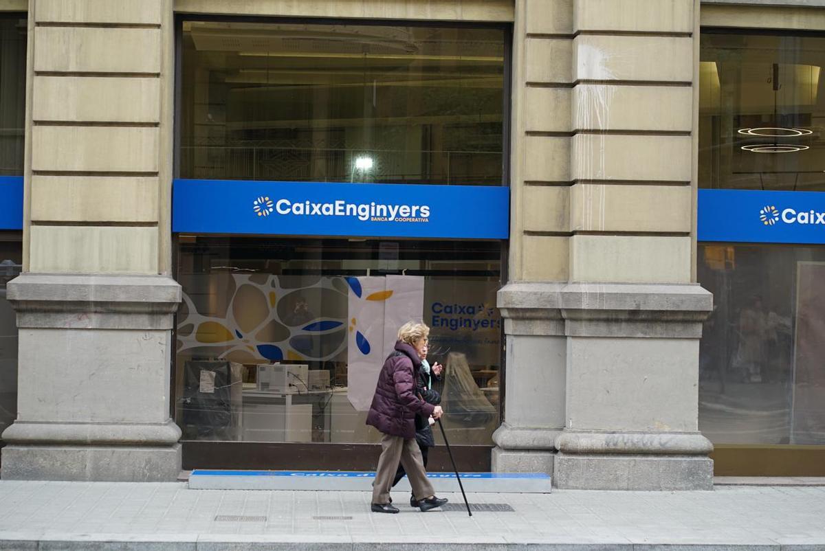 Imagen de archivo de una oficina de Caixa Enginyers en Barcelona