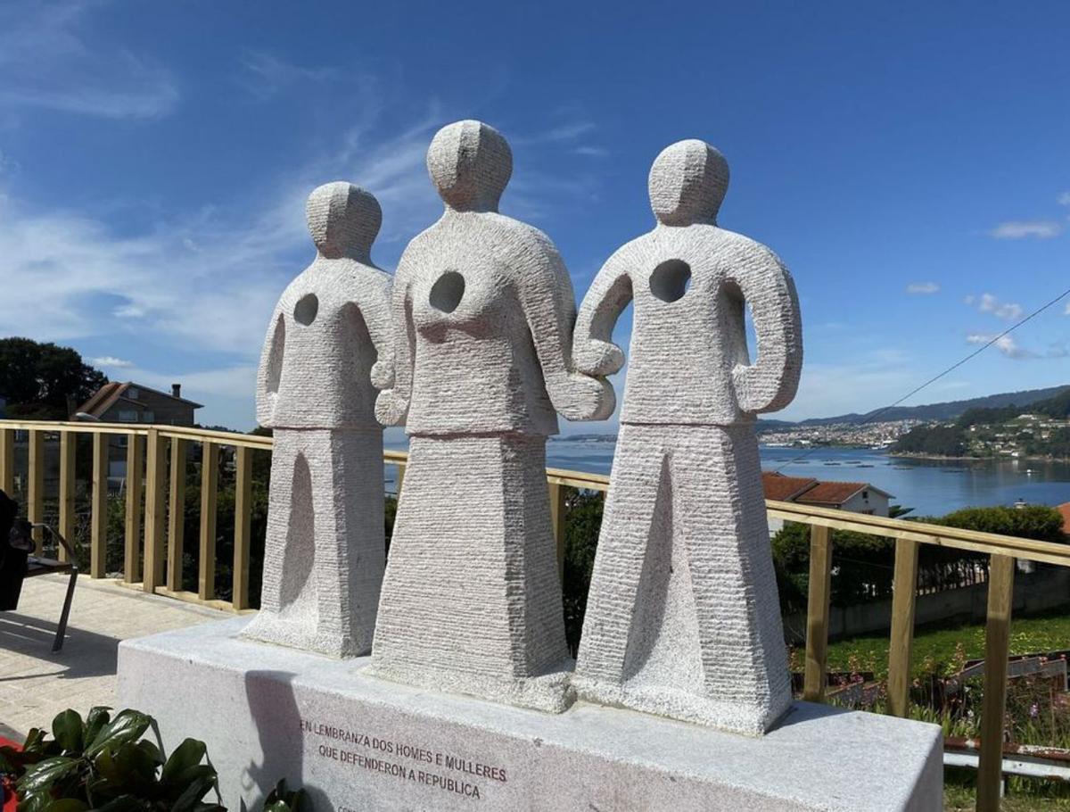 Monumento a las víctimas de la violencia golpista, en Redondela.   | // COORDINADORA NACIONAL DE ORGANIZACIONES FEMINISTAS