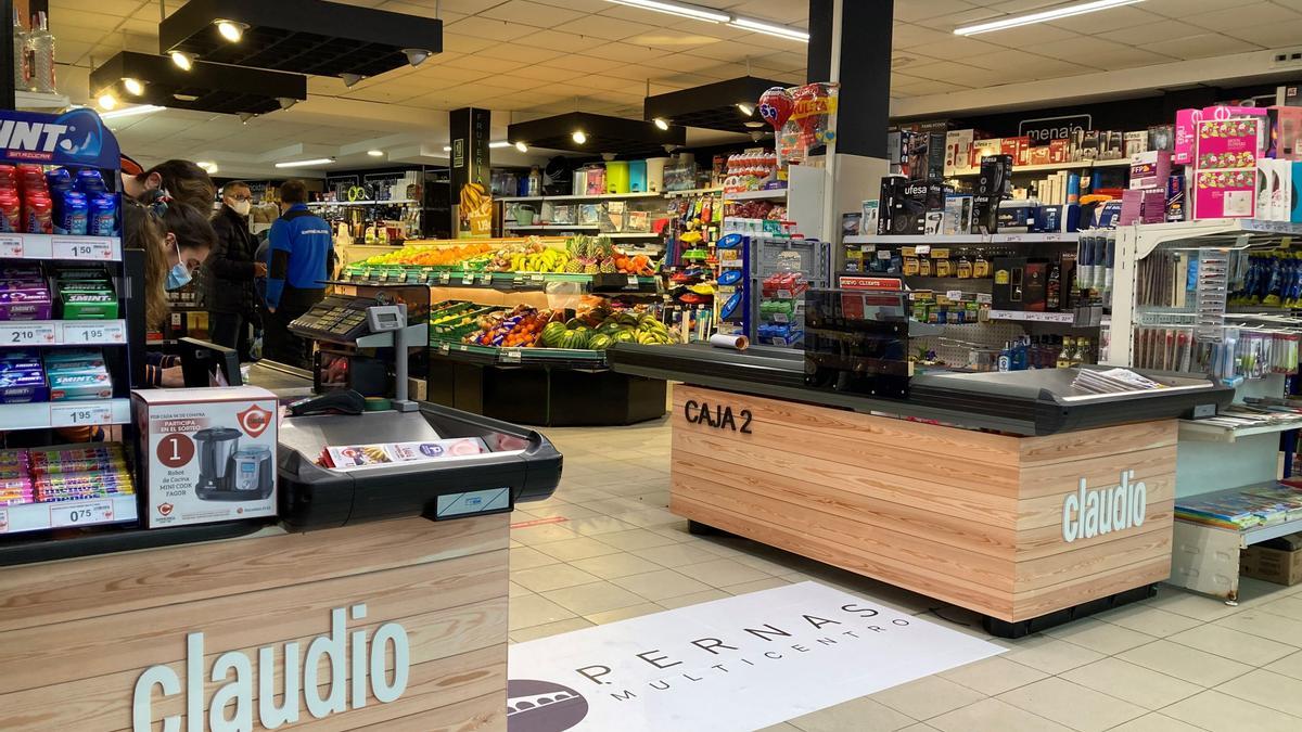 Una sala de ventas de 400 m2 en los que se prioriza la comodidad a los clientes para realizar las compras.