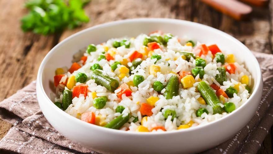 Ensalada de arroz: la receta versátil y fácil para comer en verano