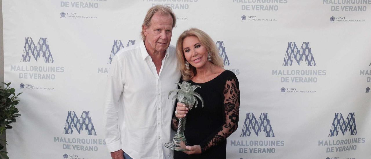 Norma Duval recibe el premio Mallorquín de Verano 2021