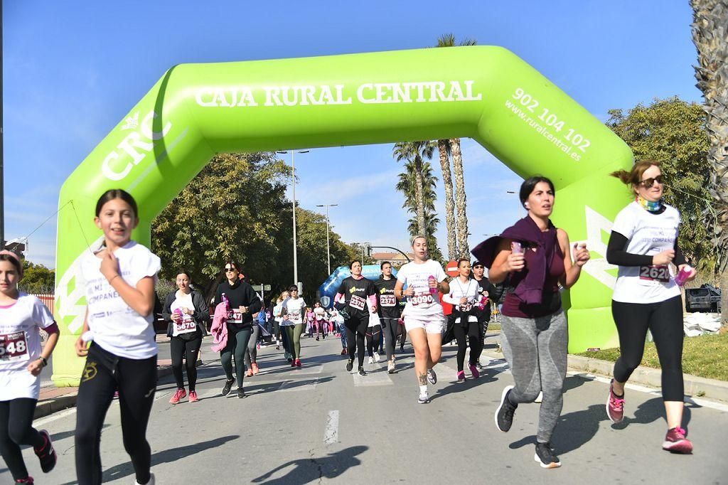 Carrera de la Mujer: recorrido por avenida de los Pinos, Juan Carlos I y Cárcel Vieja (2)