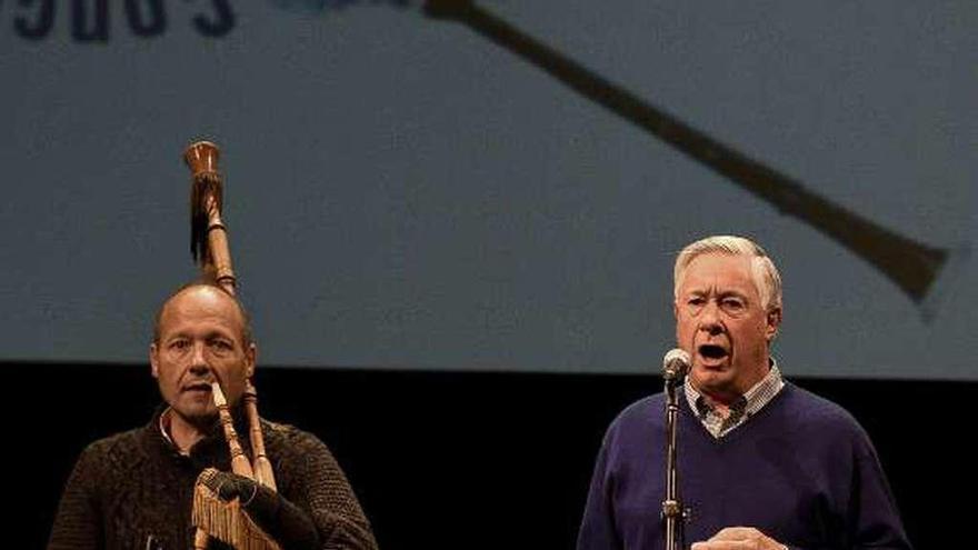 Manuel Sañudo, de Torrelavega, junto a Vicente Prado.