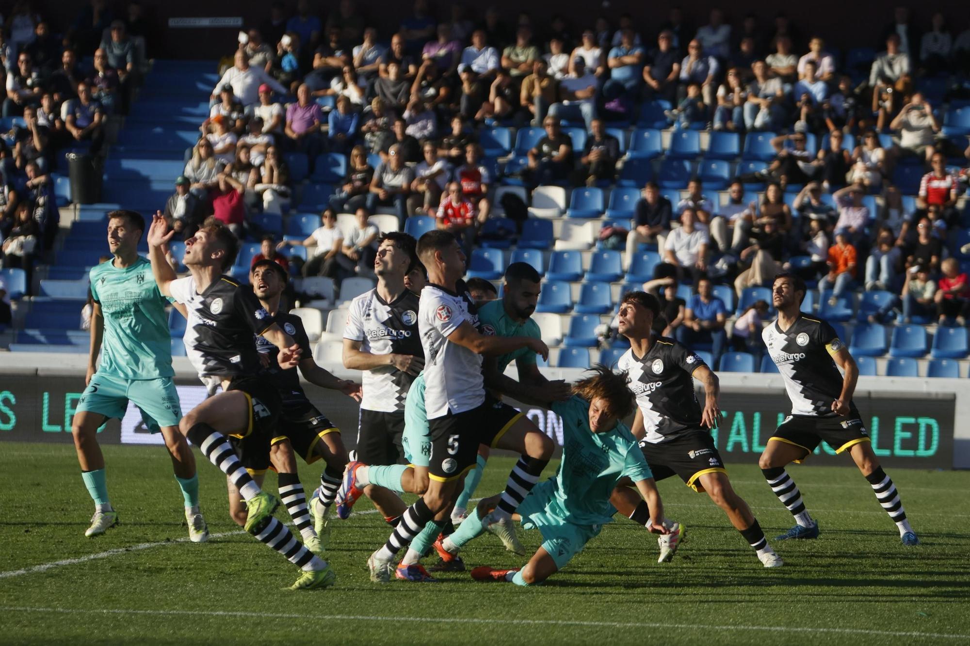 FOTOGALERÍA: Las imágenes de la derrota del Mérida en Salamanca (2-0)