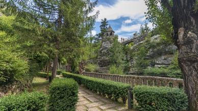 La joya desconocida de Gaudí: está a solo una hora y media de Barcelona