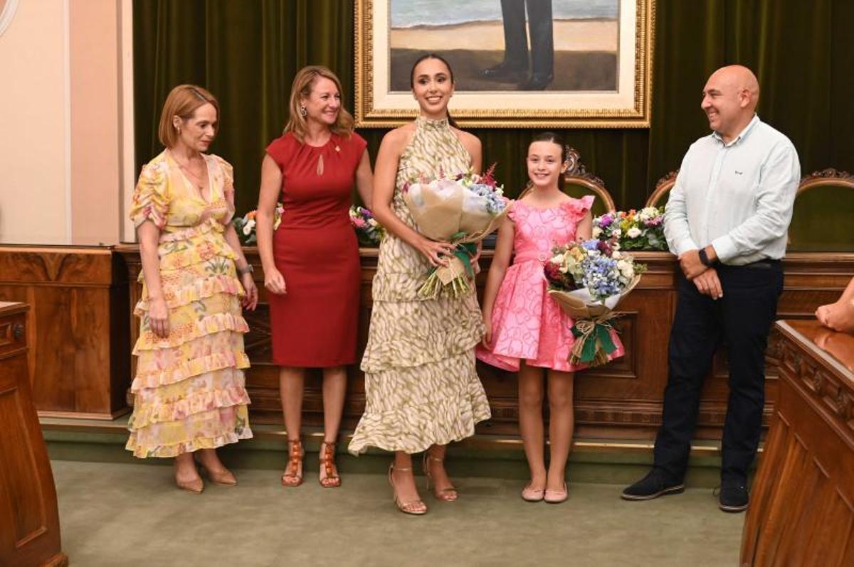 La recepción en el Ayuntamiento de Castelló a las nuevas reinas y damas de la ciudad La recepción en el Ayuntamiento de Castelló a las nuevas reinas y damas de la ciudad
