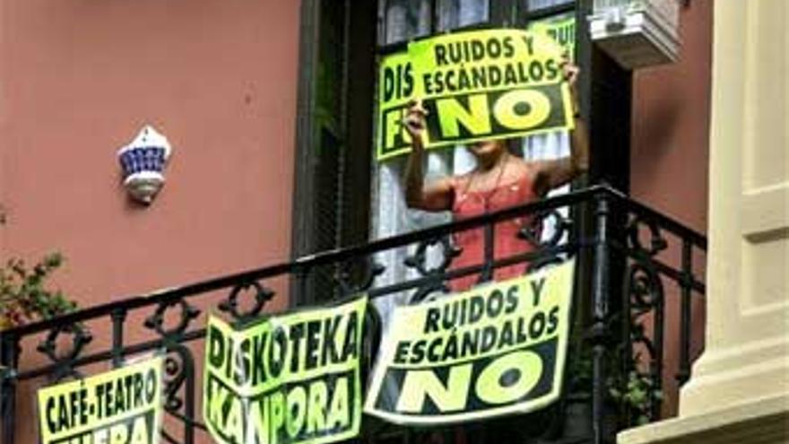 El ruido de las discusiones de los vecinos molesta al 52% de los españoles