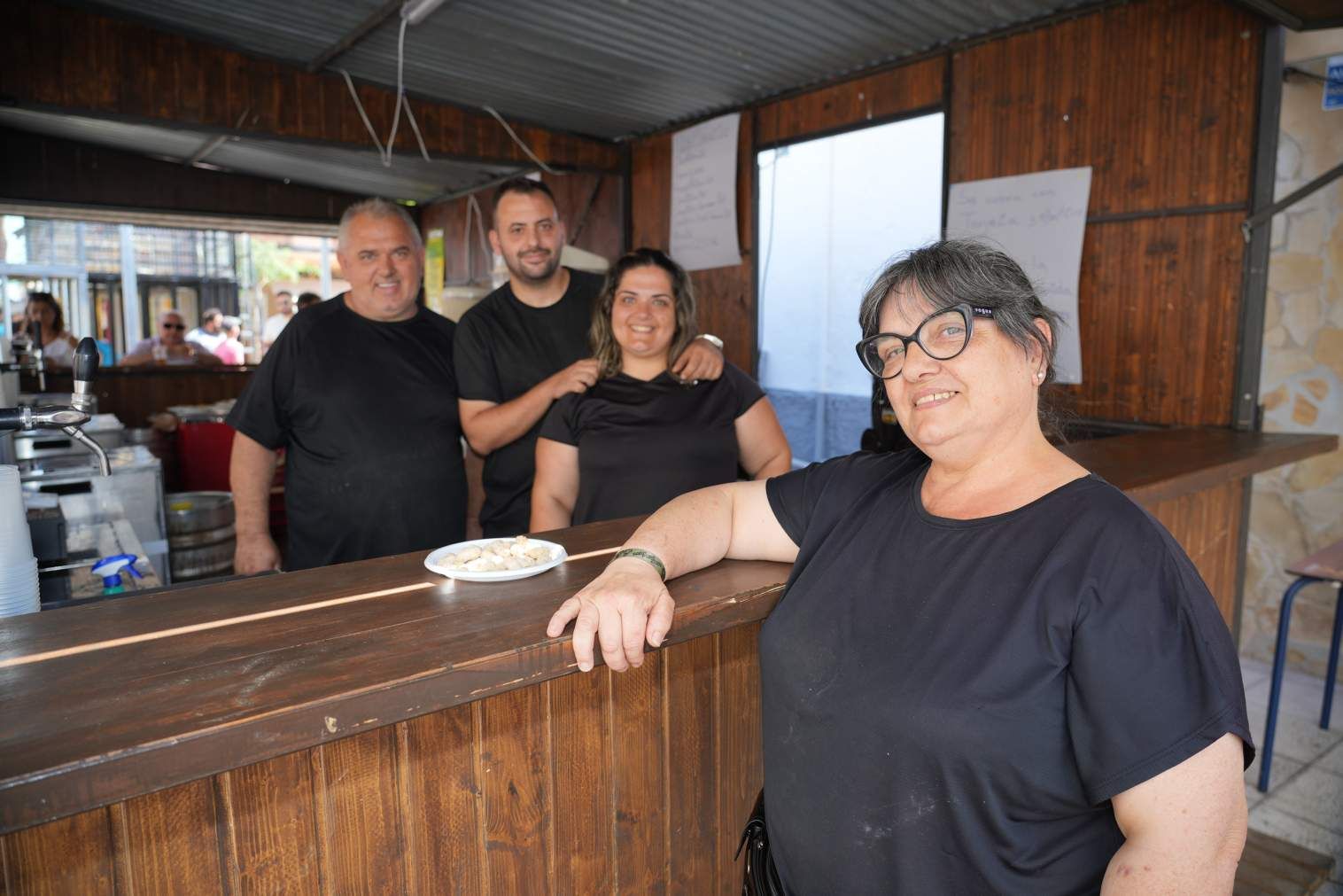 El Grau da inicio a las fiestas de Sant Pere con pólvora, bous y música