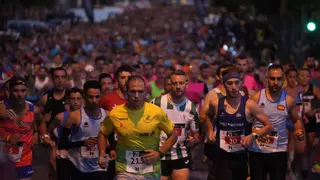 Safouane Oouddajou y Virginia Moya triunfan en la Nocturna Trotacalles