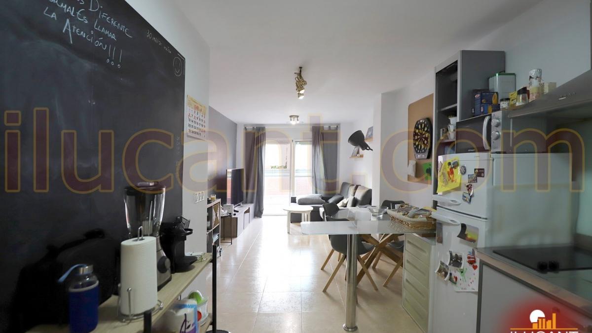 Apartamento en venta en Alicante.