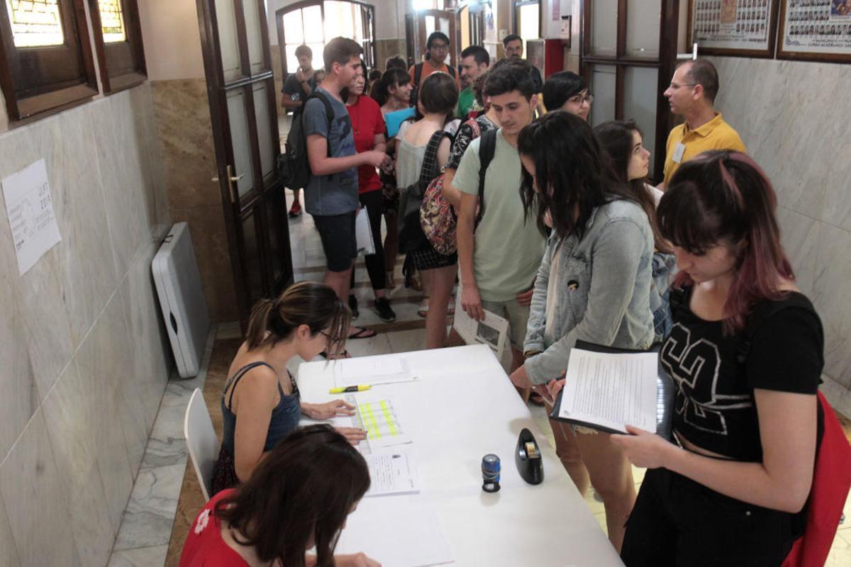 Examen oficial de japonés en València Examen oficial de japonés en València