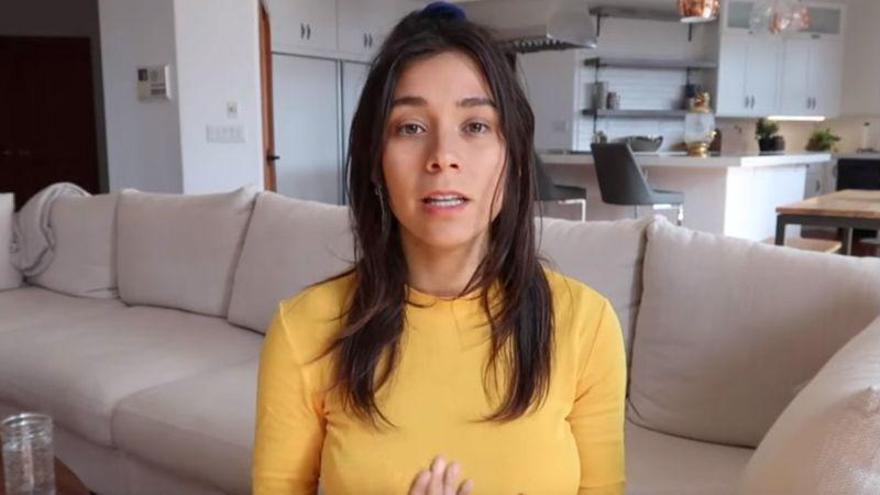 Una &#039;influencer&#039; del veganismo, cazada comiendo huevo y pescado