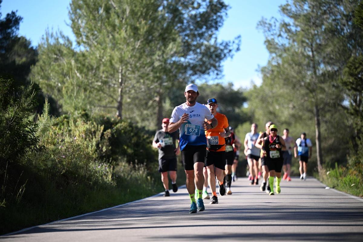 Mira aquí todas las imágenes de la Santa Eulària Ibiza Marathon Mira aquí todas las imágenes de la Santa Eulària Ibiza Marathon