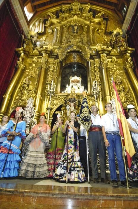 ROMERIA ROCIERA Y OFRENDA A LA VIRGEN