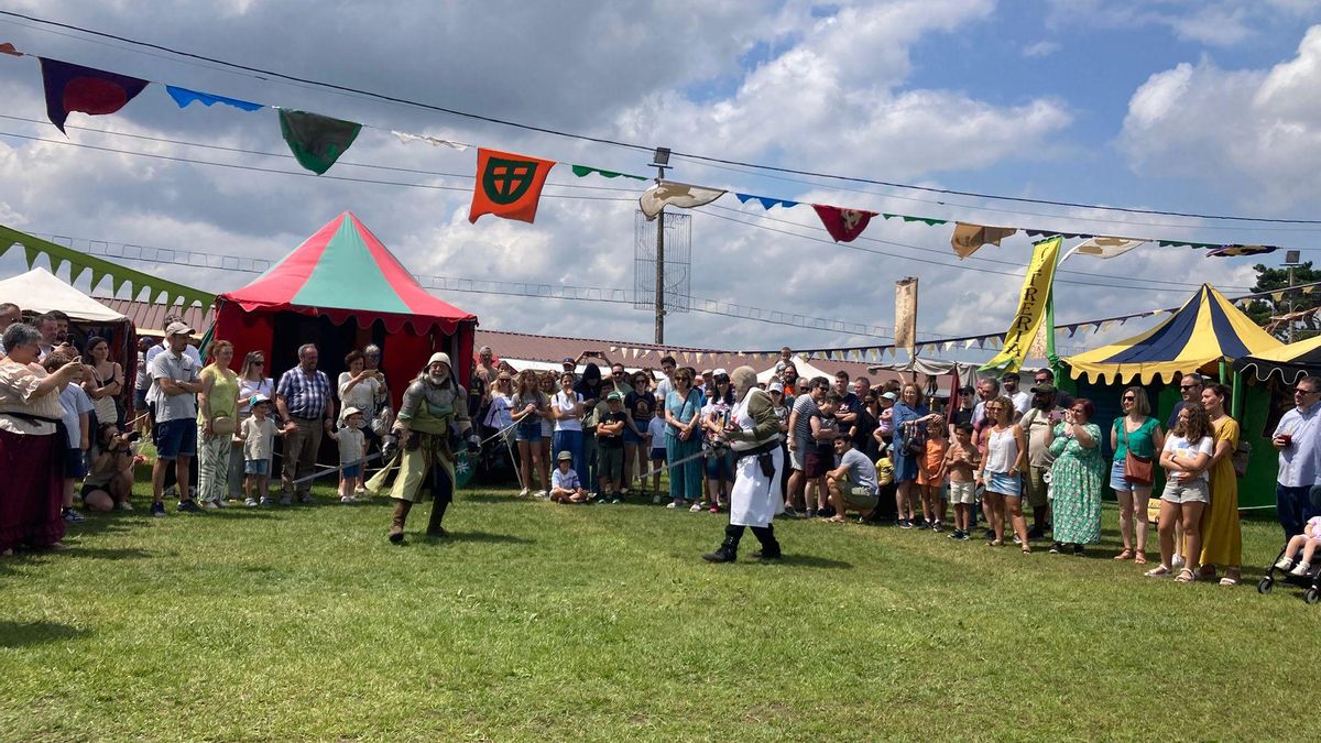 EN IMAGENES: Los Exconxuraos se van de mercado medieval
