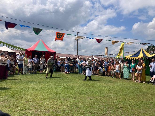EN IMAGENES: Los Exconxuraos se van de mercado medieval