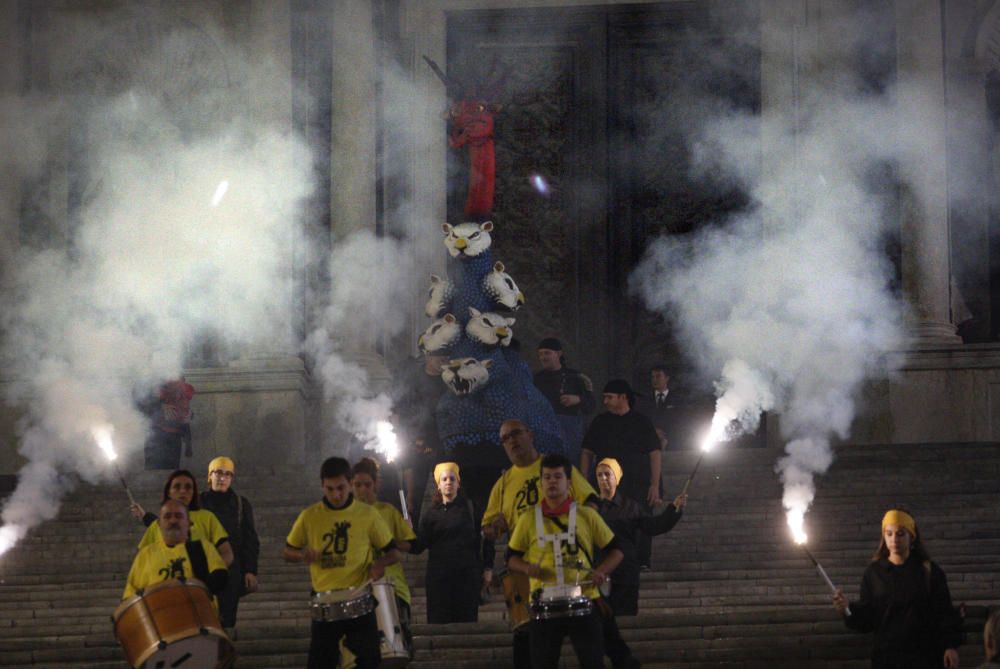 El Beatusaure es diverteix pels carrers del Barri Vell