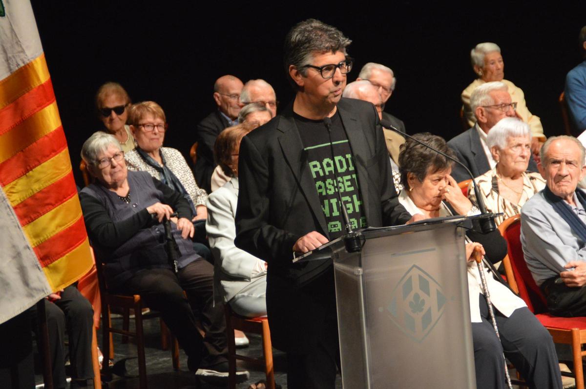Figueres homenatja la generació de 1936 amb la medalla de les Fires