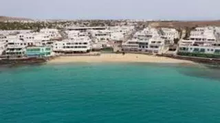 El Cabildo de Lanzarote solicita a Puertos Canarios la puesta en marcha de la terminal de pasajeros de Playa Blanca